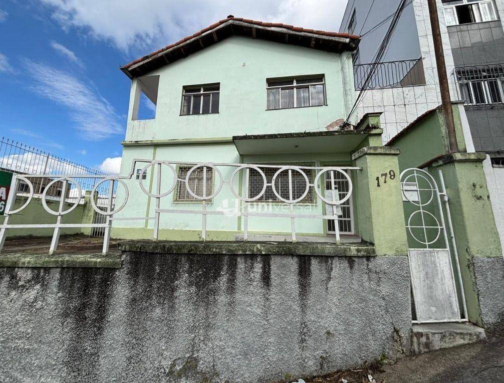 Casa para alugar com 2 quartos, 50m² - Foto 2