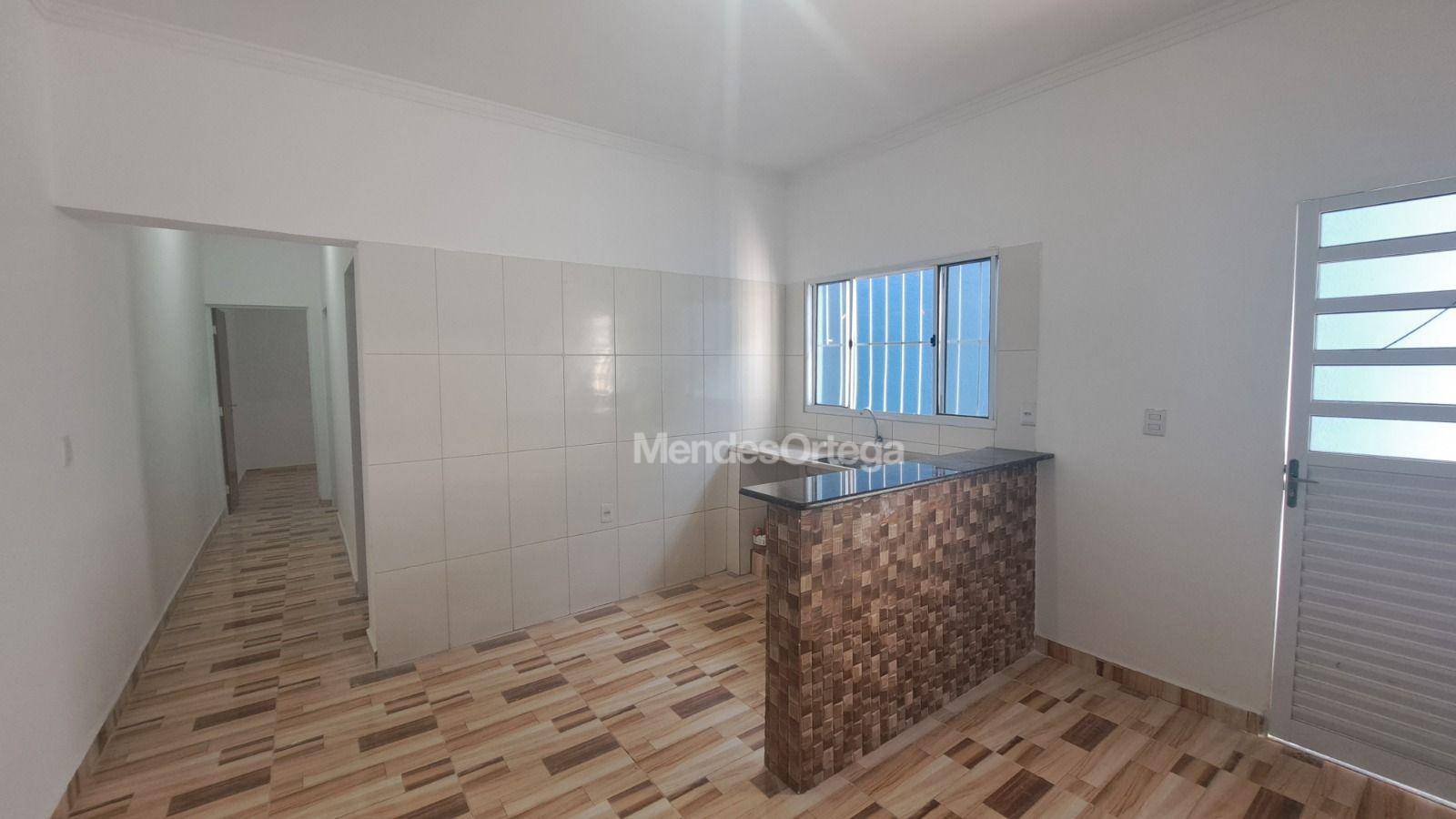 Casa à venda e aluguel com 2 quartos, 60m² - Foto 6