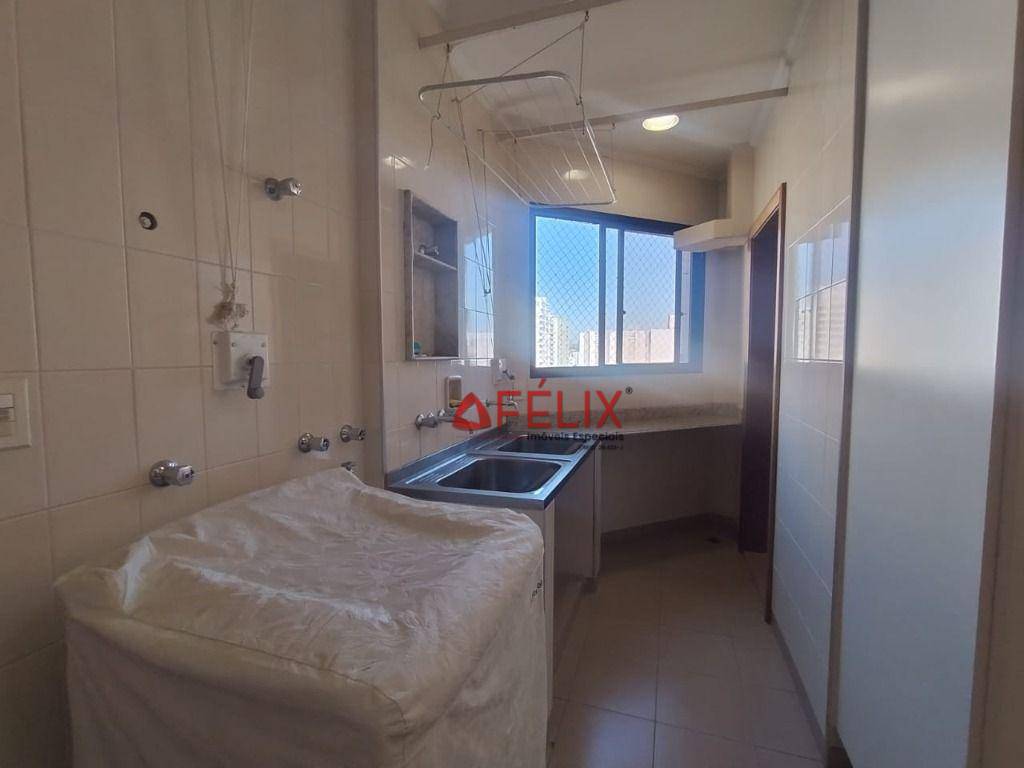 Apartamento para alugar com 4 quartos, 256m² - Foto 26