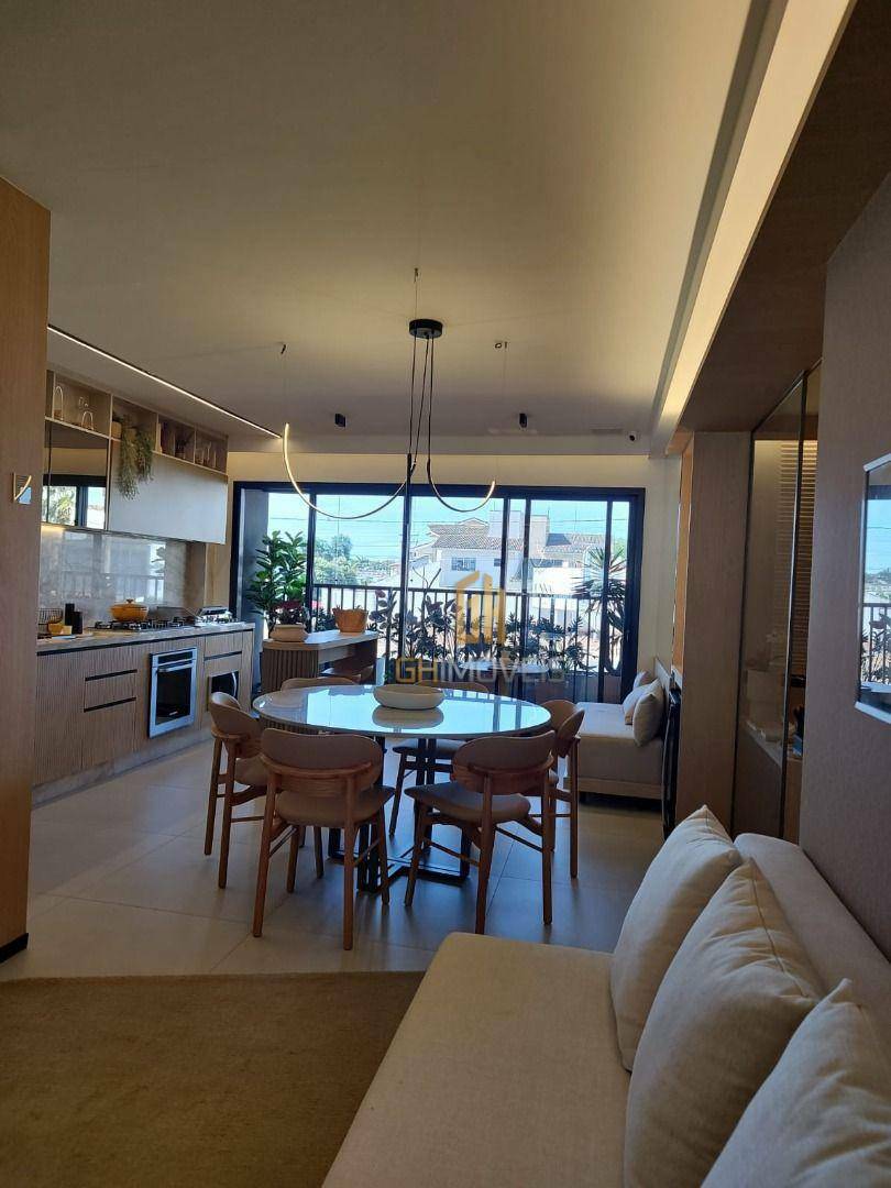 Apartamento à venda com 2 quartos, 62m² - Foto 4