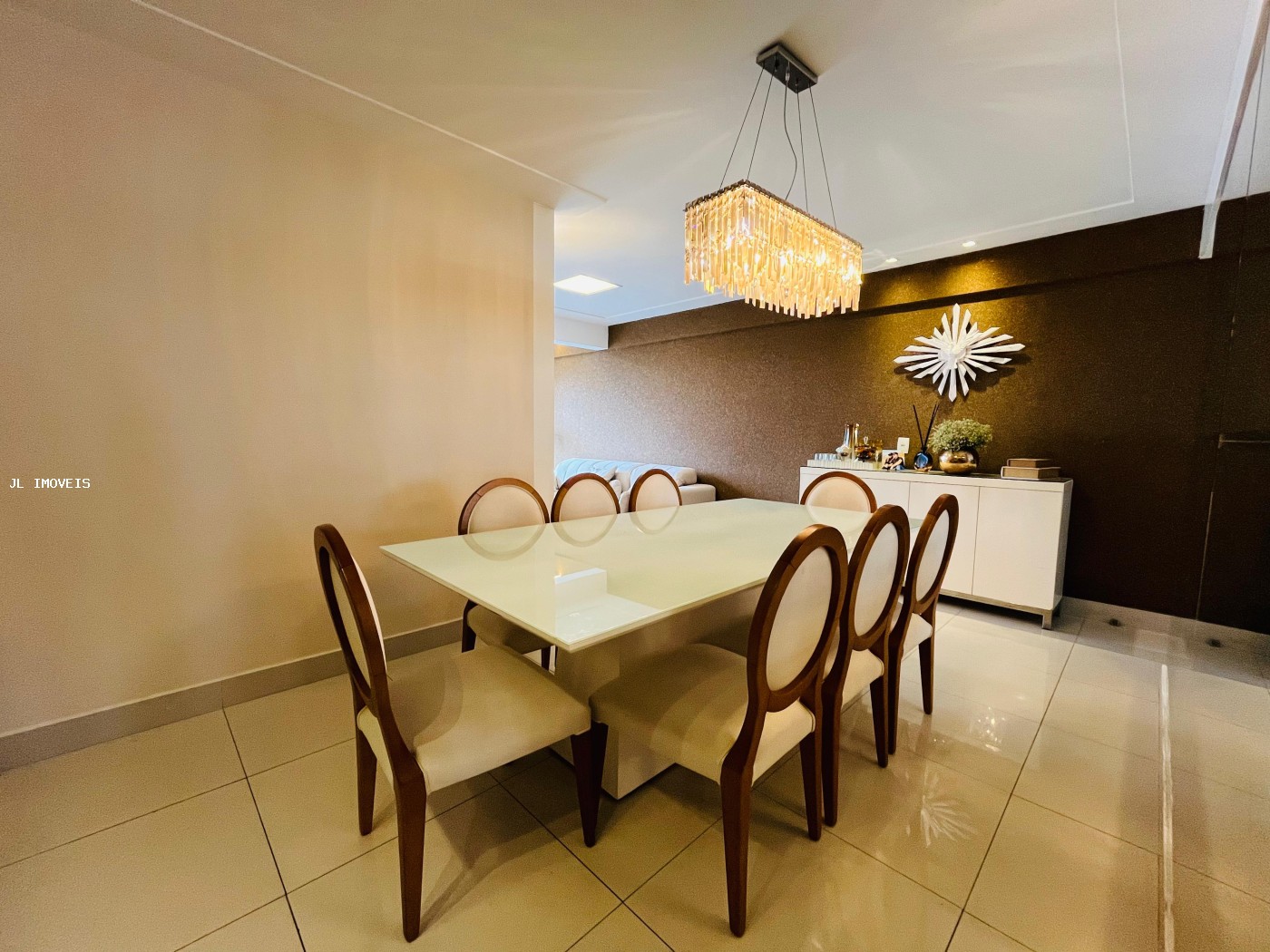 Apartamento à venda com 3 quartos, 113m² - Foto 2