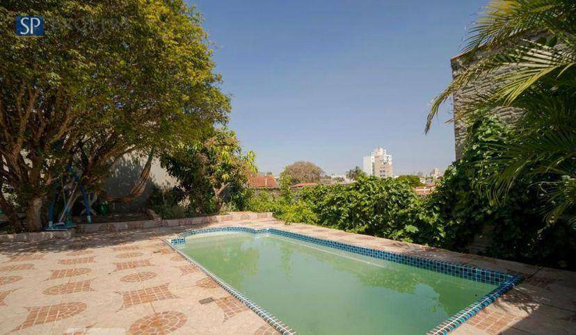 Casa à venda e aluguel com 4 quartos, 362m² - Foto 3