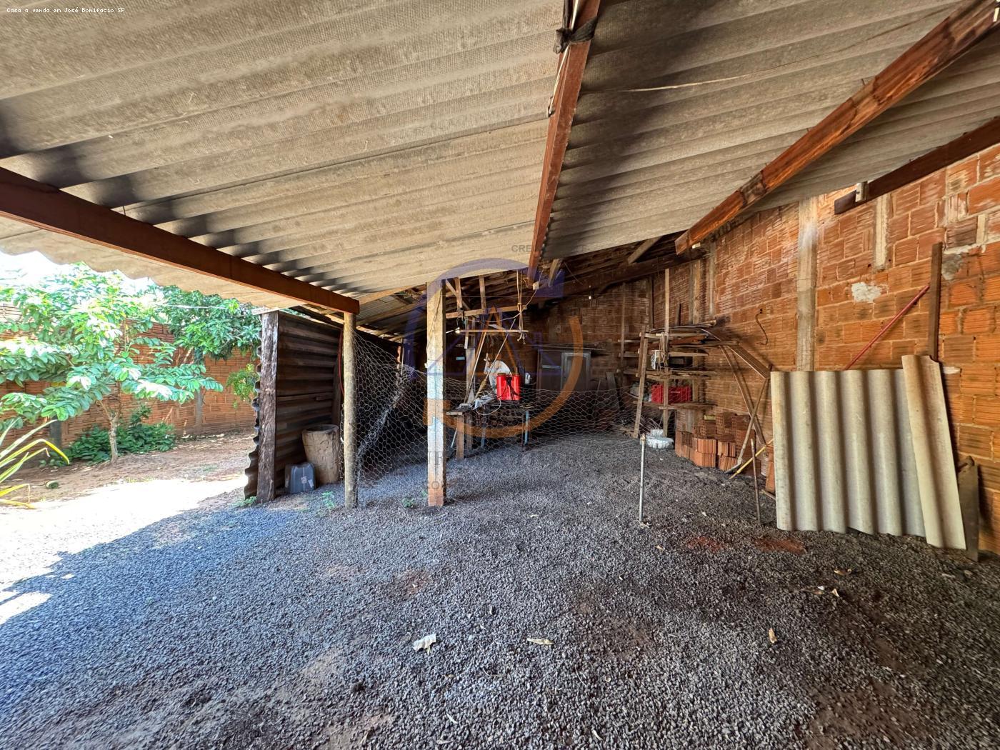 Casa à venda com 2 quartos, 219m² - Foto 3