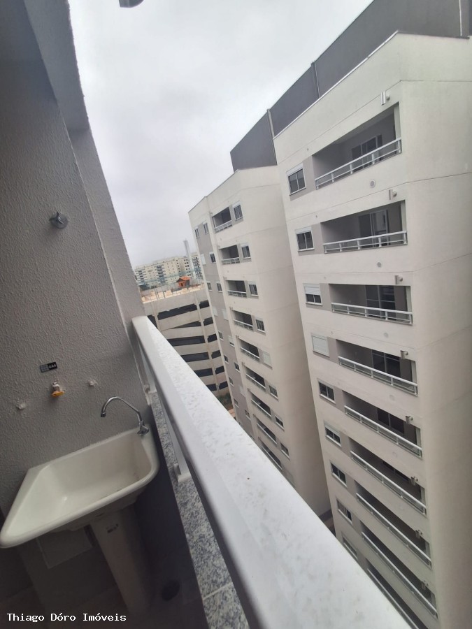 Apartamento à venda com 2 quartos, 40m² - Foto 2