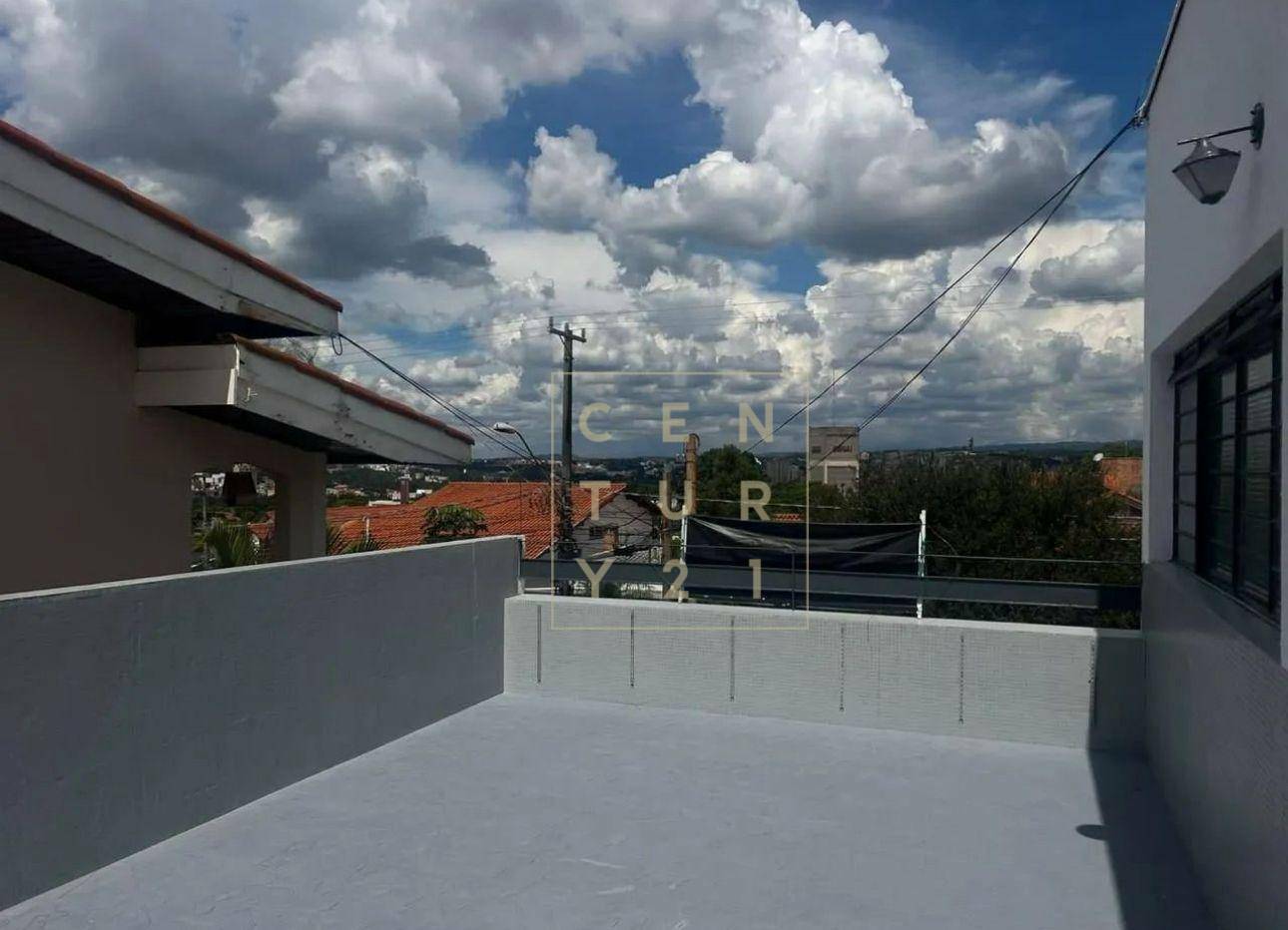 Casa para alugar com 5 quartos, 120m² - Foto 3