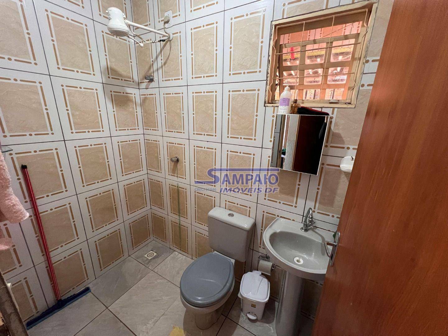 Casa à venda com 2 quartos, 190m² - Foto 8