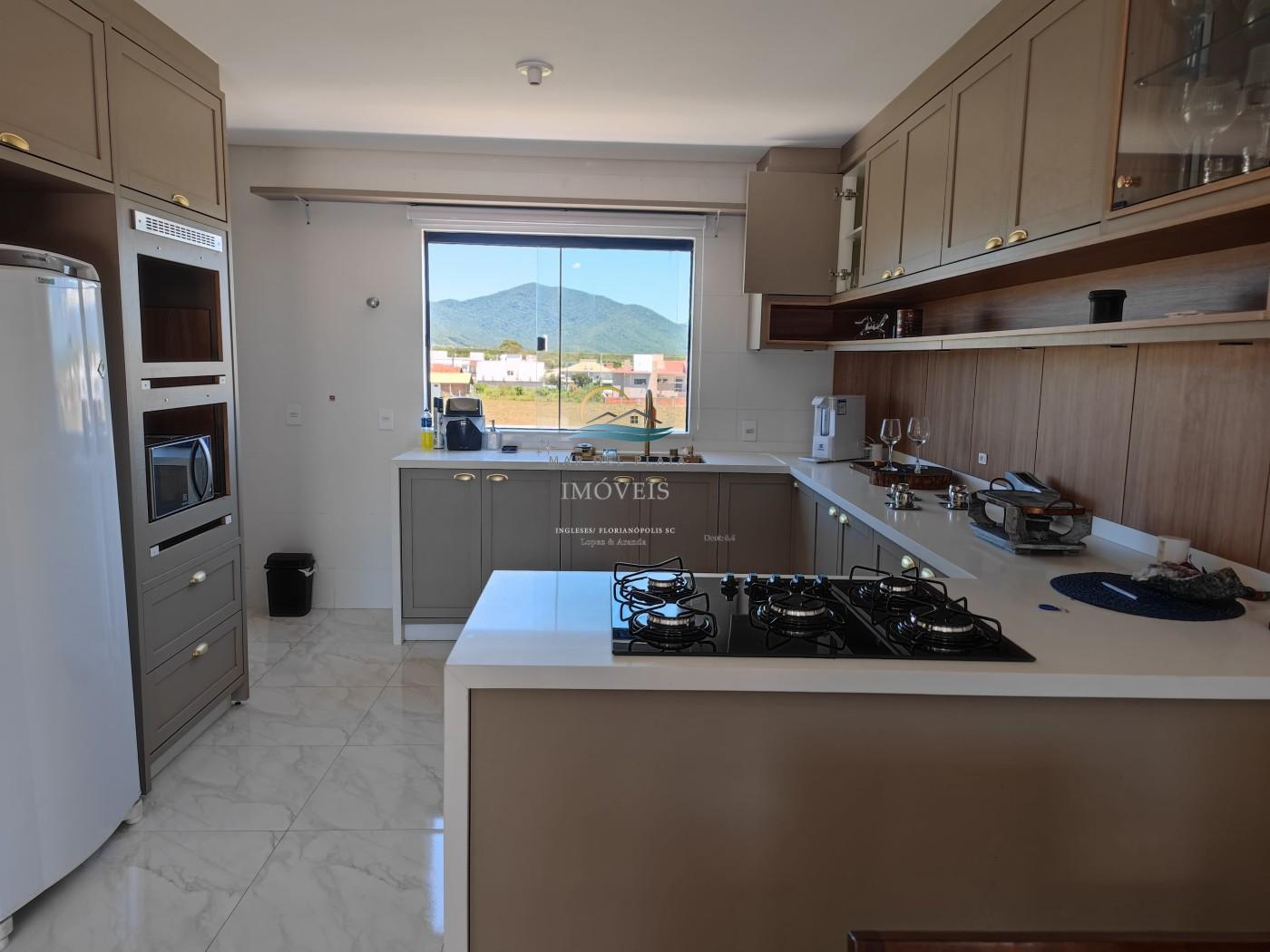 Cobertura à venda com 3 quartos, 220m² - Foto 9