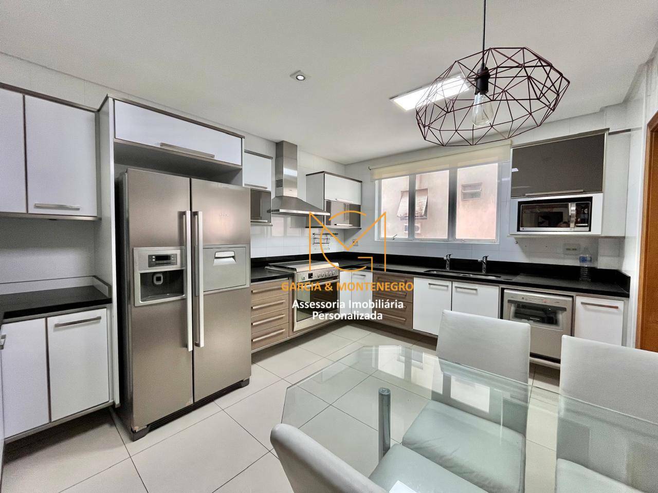 Apartamento para alugar com 3 quartos, 232m² - Foto 23