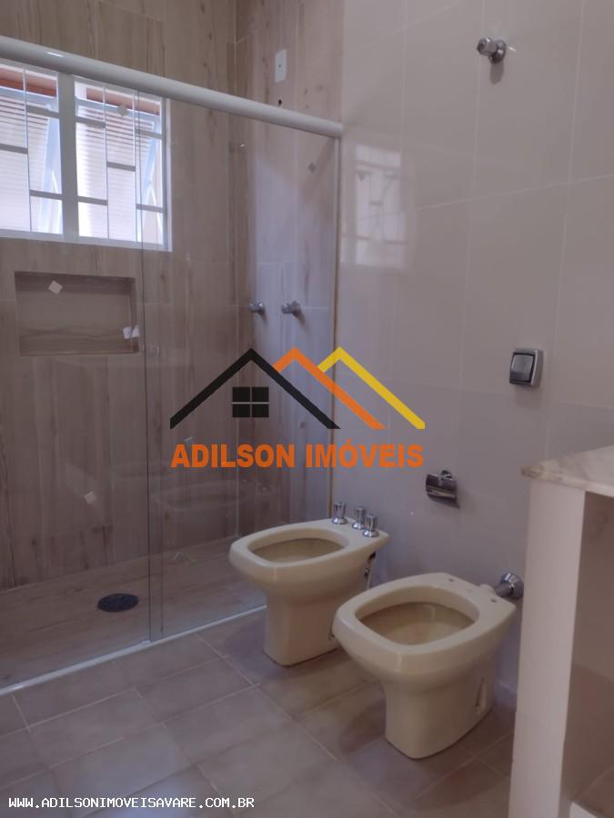 Casa para alugar com 5 quartos, 300m² - Foto 18