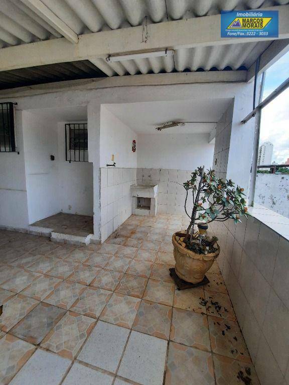 Casa à venda e aluguel com 6 quartos, 329m² - Foto 16