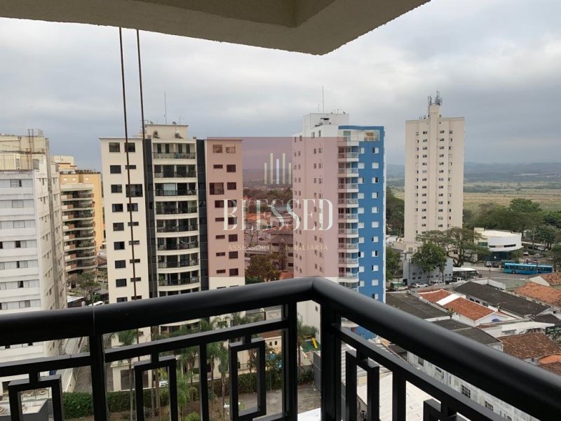 Apartamento à venda com 3 quartos, 93m² - Foto 17