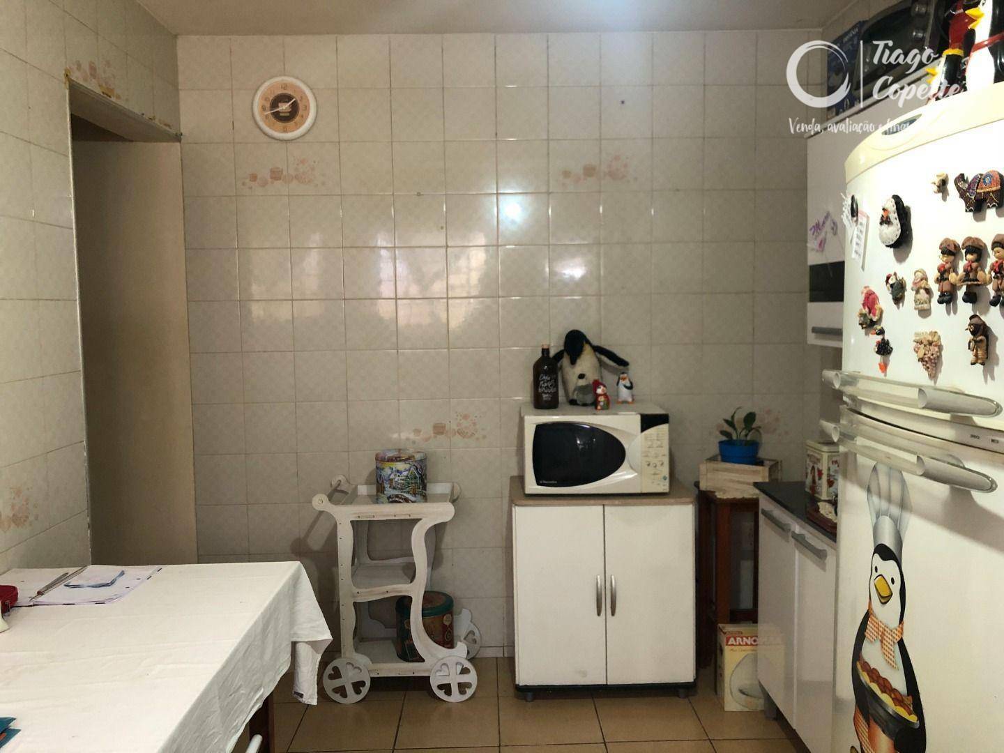 Casa à venda com 4 quartos, 242m² - Foto 24