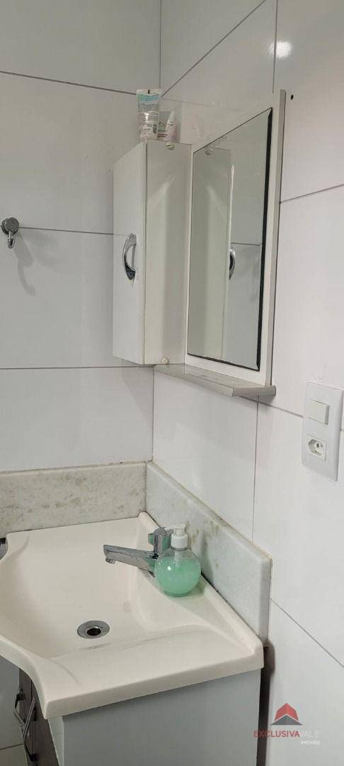 Casa à venda com 3 quartos, 79m² - Foto 16