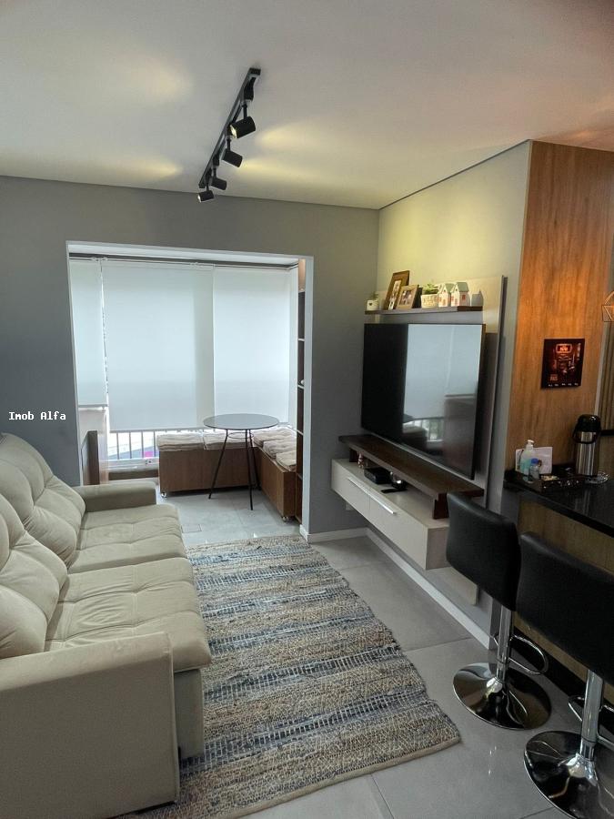 Apartamento à venda com 2 quartos, 60m² - Foto 16