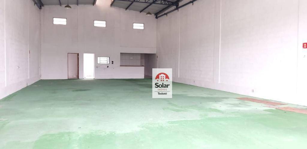 Depósito-Galpão-Armazém à venda, 240m² - Foto 1