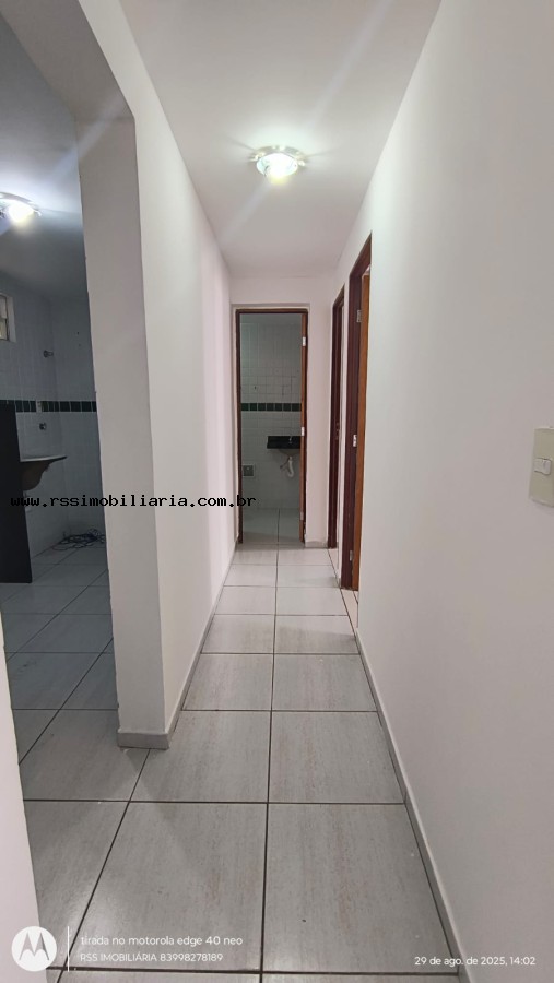 Apartamento para alugar com 2 quartos, 52m² - Foto 4