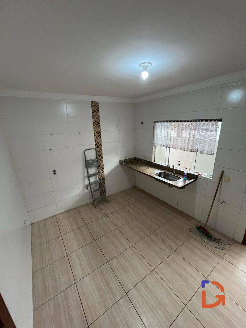 Casa à venda e aluguel com 2 quartos, 89m² - Foto 11