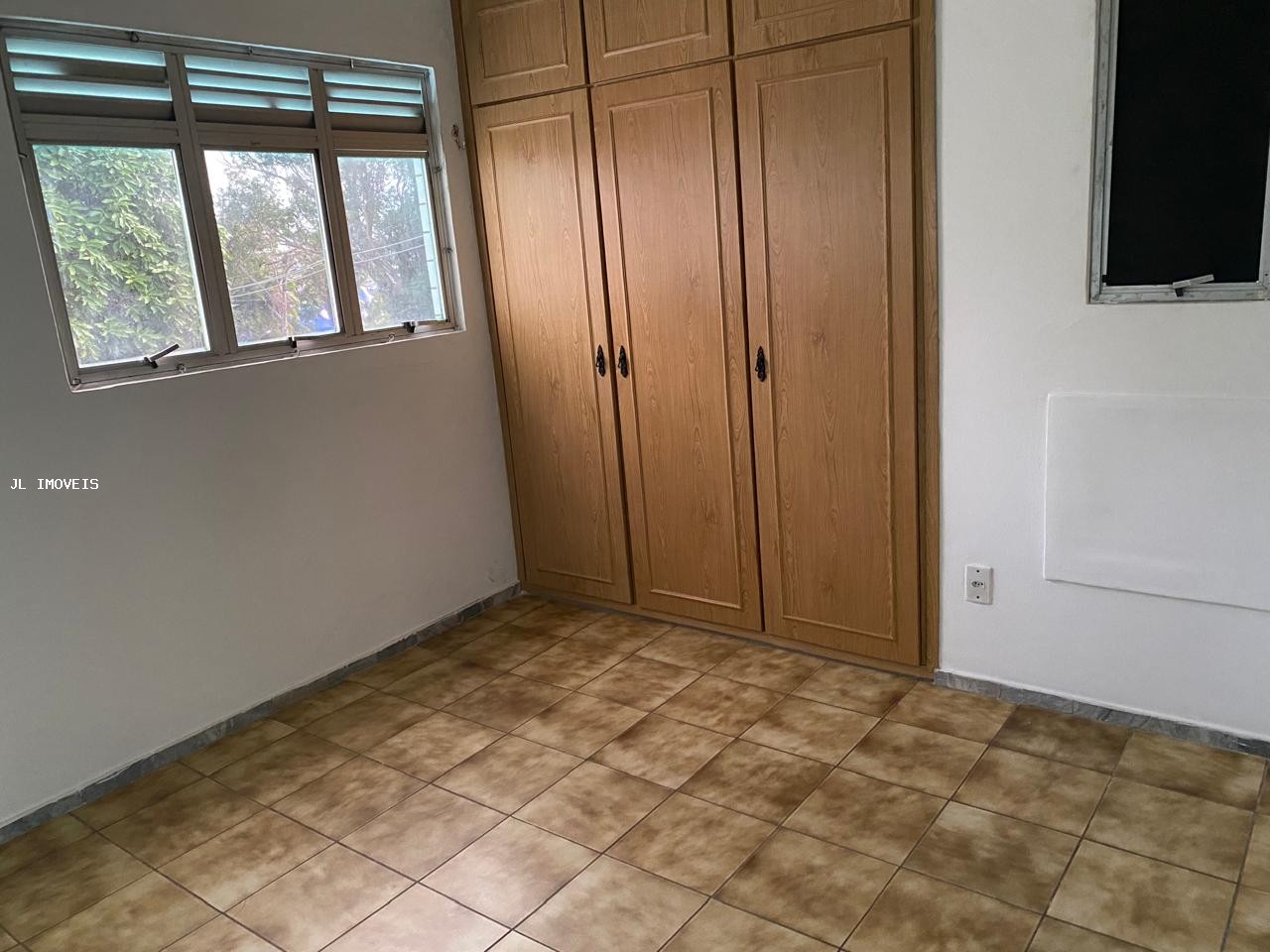 Apartamento à venda com 3 quartos, 107m² - Foto 12