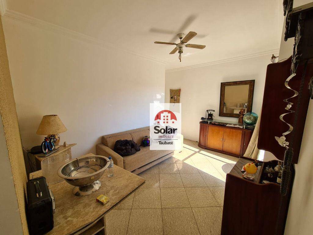 Apartamento à venda com 3 quartos, 72m² - Foto 1