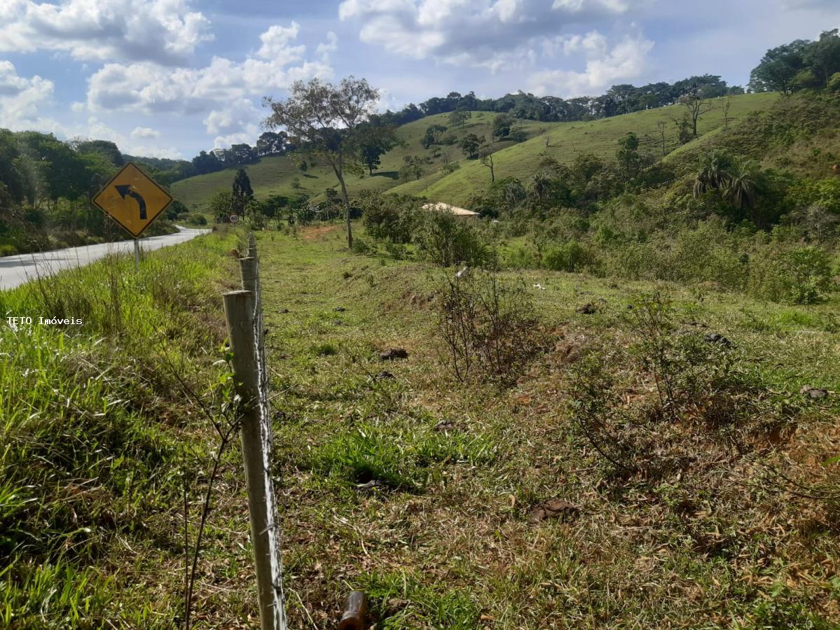 Sítio à venda com 2 quartos, 4m² - Foto 17