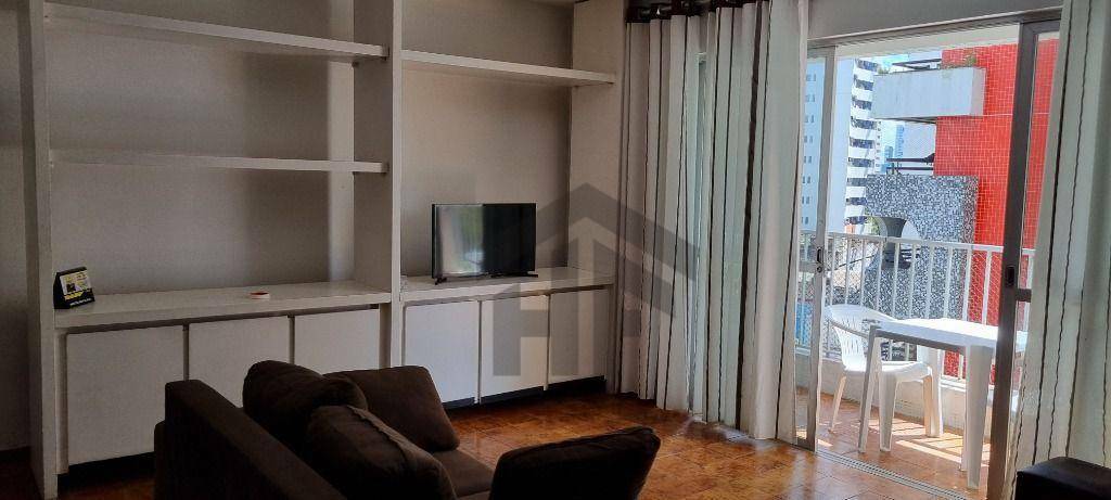 Apartamento para alugar com 3 quartos, 120m² - Foto 1