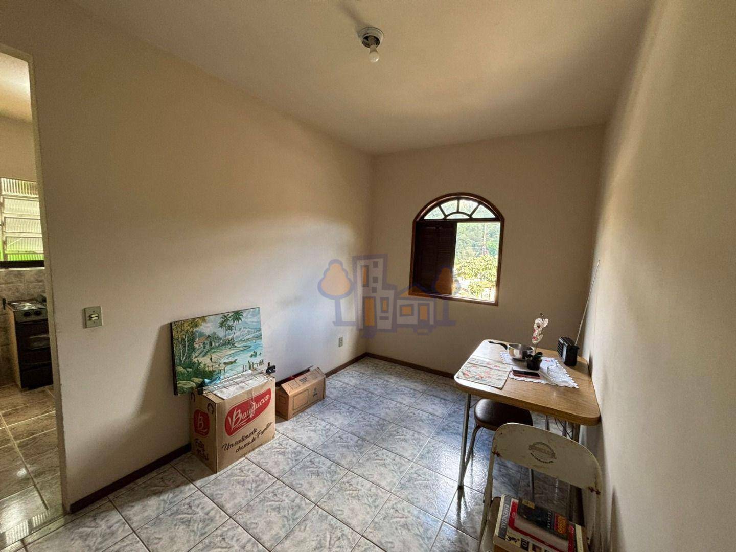 Casa à venda com 1 quarto, 33m² - Foto 2