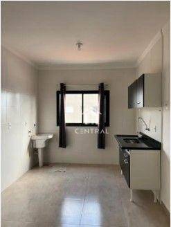 Apartamento à venda com 2 quartos, 44m² - Foto 2