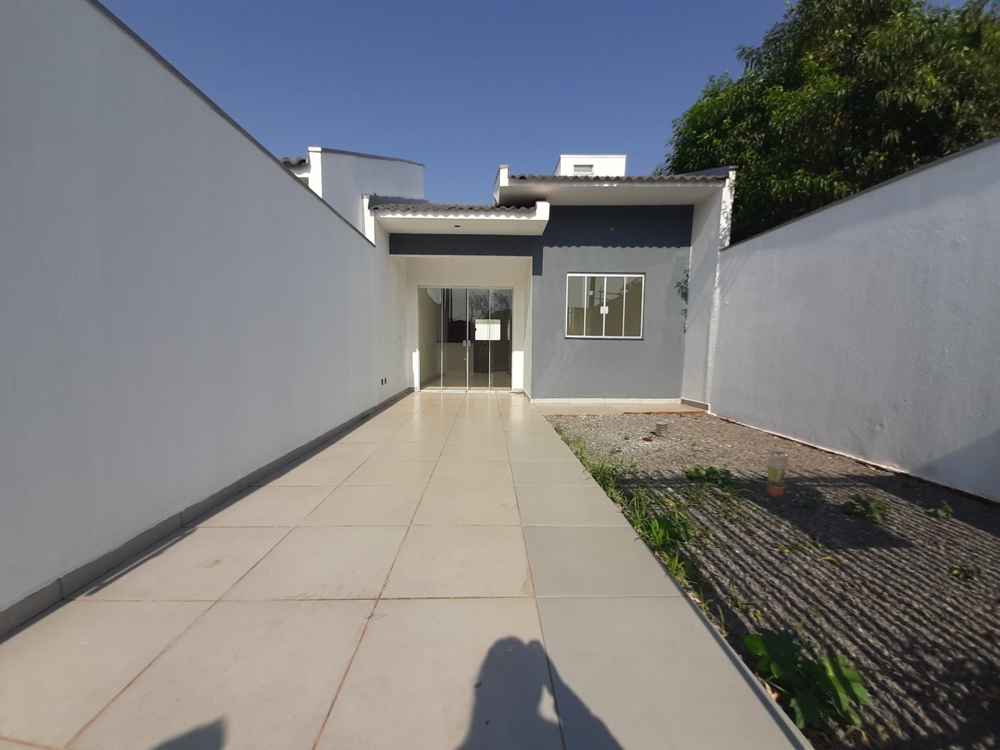 Casa à venda com 2 quartos, 125m² - Foto 2