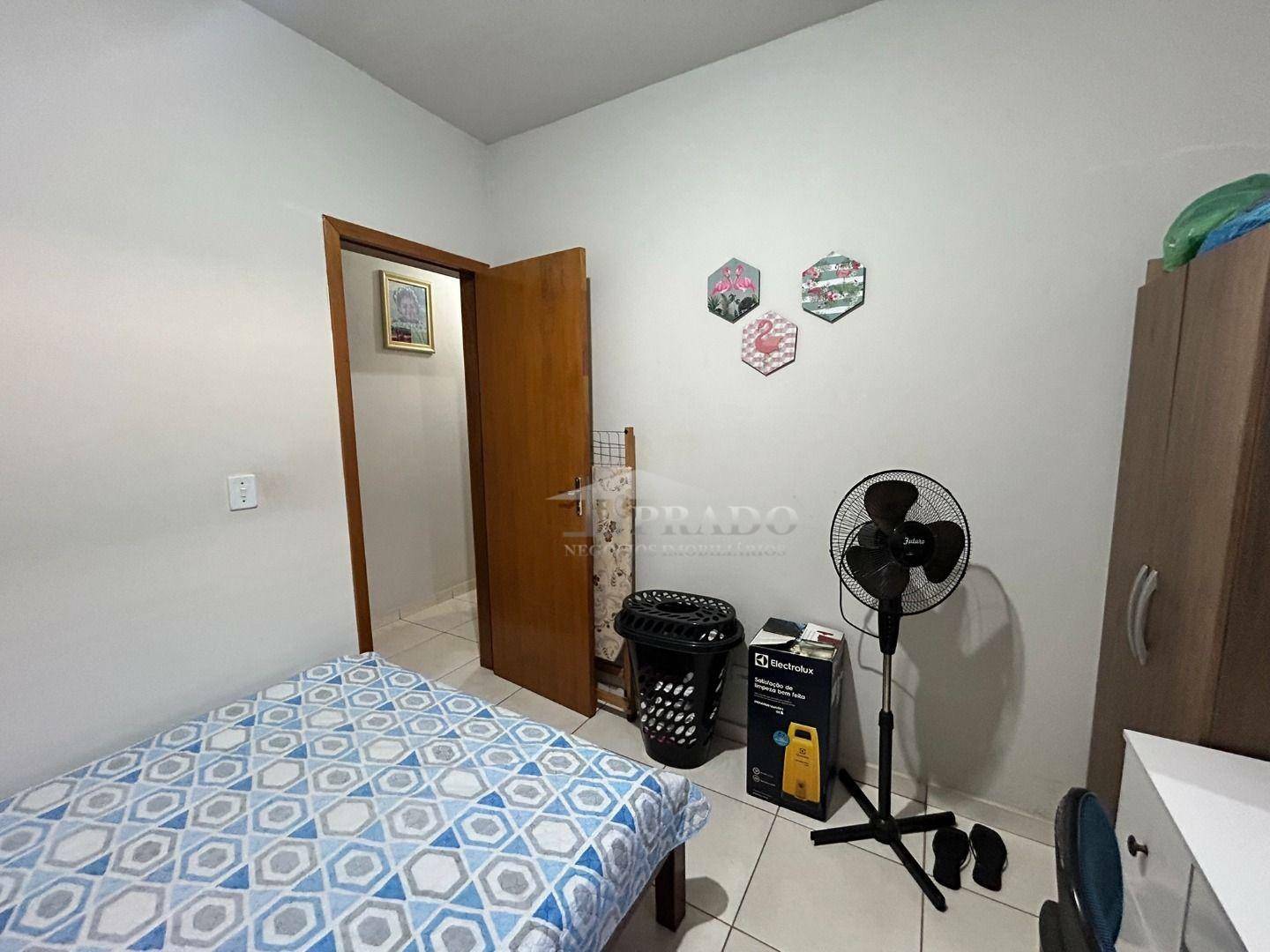 Casa à venda com 3 quartos, 79m² - Foto 14