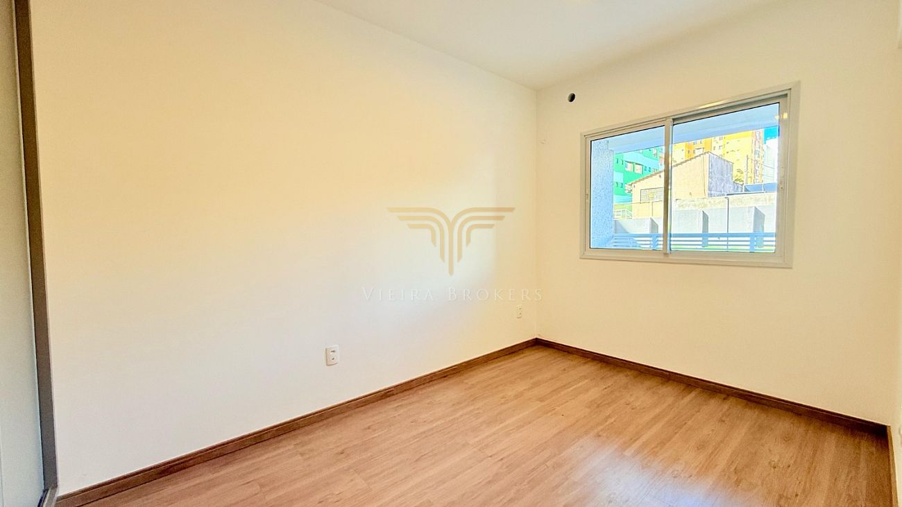 Apartamento para alugar com 2 quartos, 67m² - Foto 8