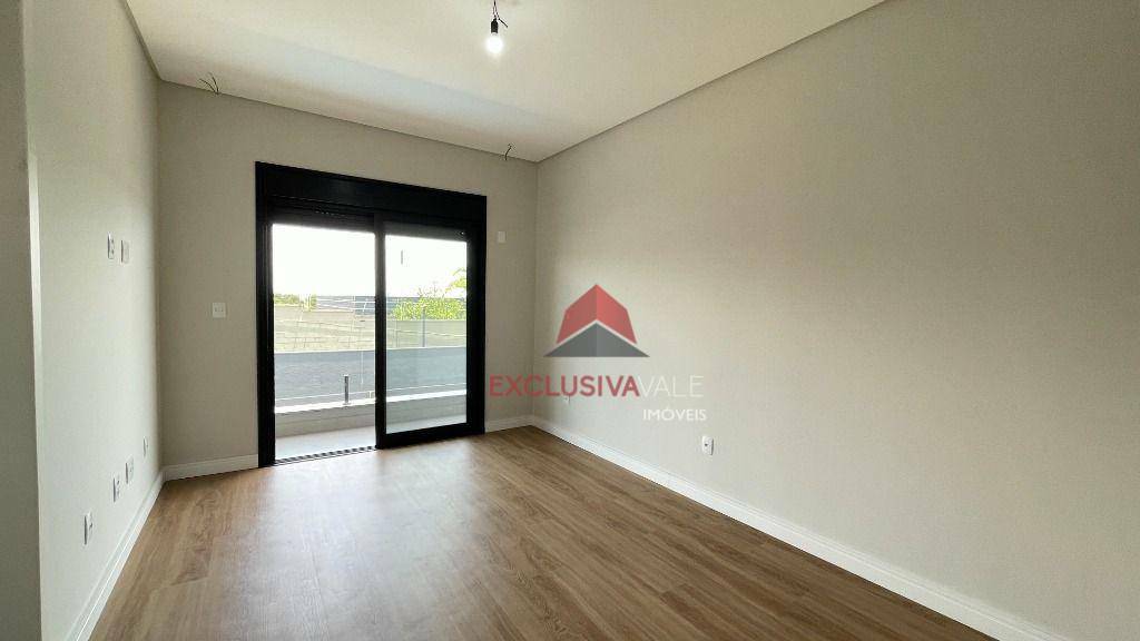 Casa de Condomínio à venda com 4 quartos, 350m² - Foto 26