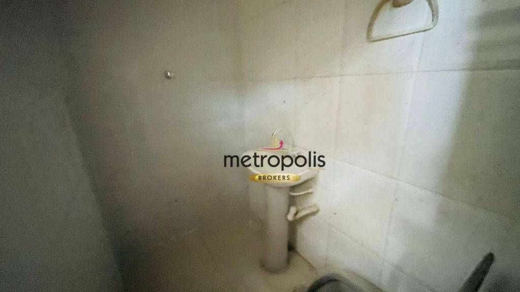 Casa para alugar com 1 quarto, 60m² - Foto 10