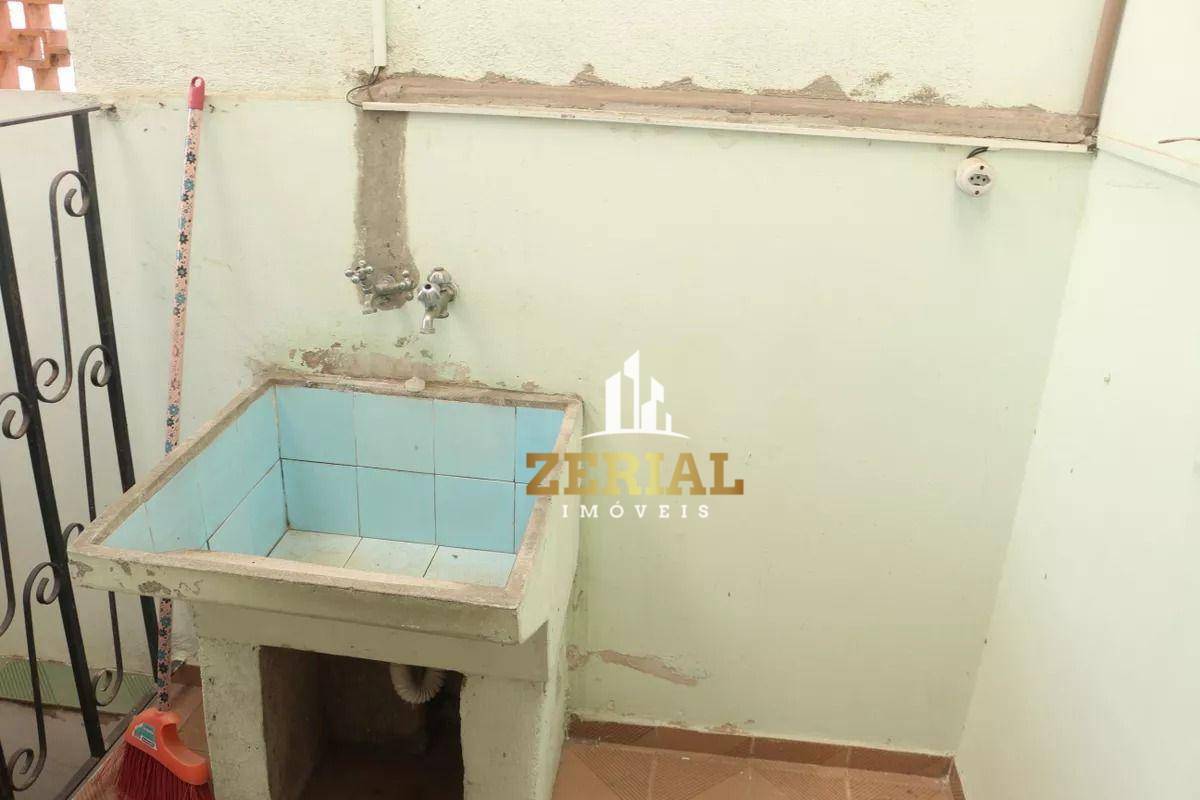 Casa à venda e aluguel com 2 quartos, 168m² - Foto 12