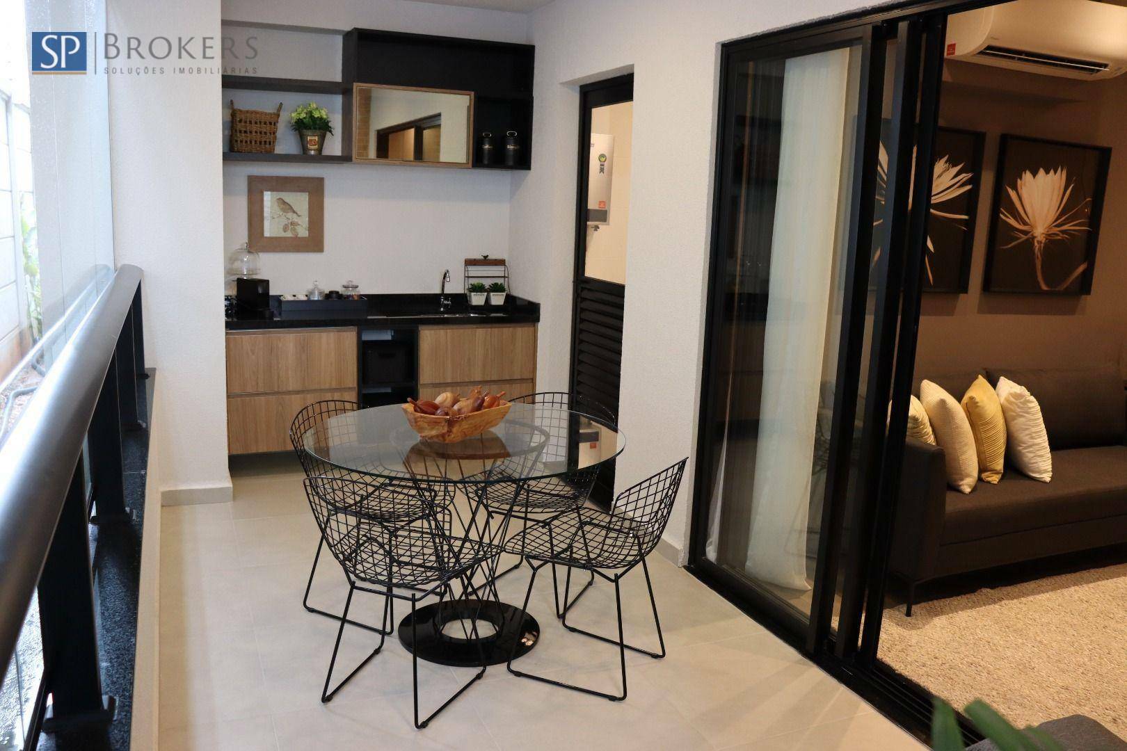 Apartamento à venda com 3 quartos, 95m² - Foto 2