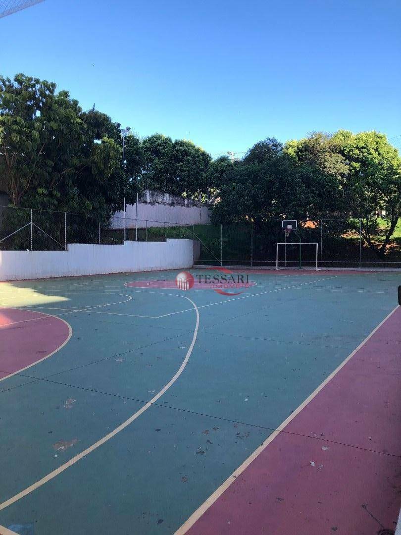 Apartamento para alugar com 3 quartos, 90m² - Foto 17