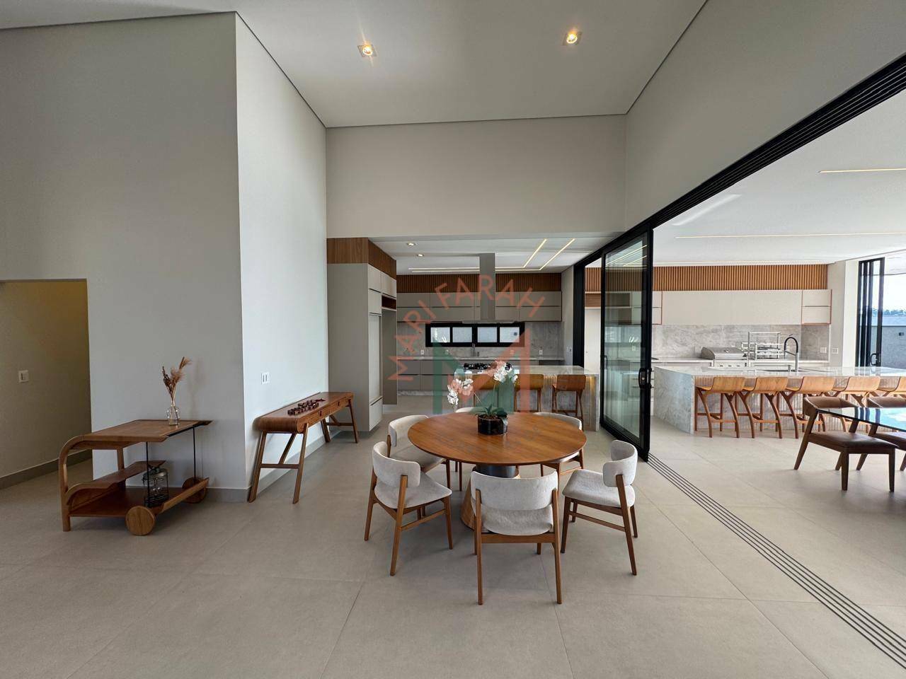 Casa de Condomínio à venda com 4 quartos, 566m² - Foto 75