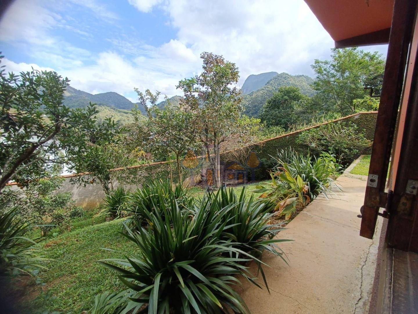 Casa para alugar com 3 quartos, 148m² - Foto 44