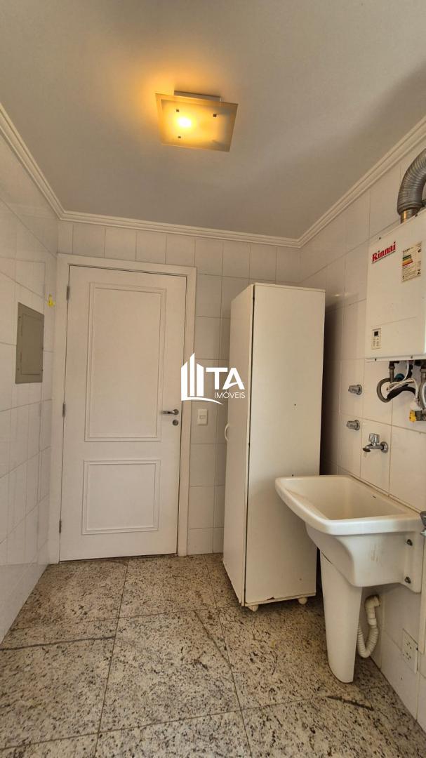 Apartamento à venda com 3 quartos, 136m² - Foto 15
