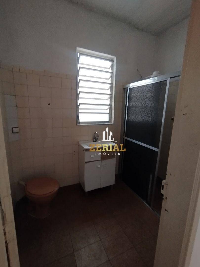 Casa para alugar com 3 quartos, 100m² - Foto 11