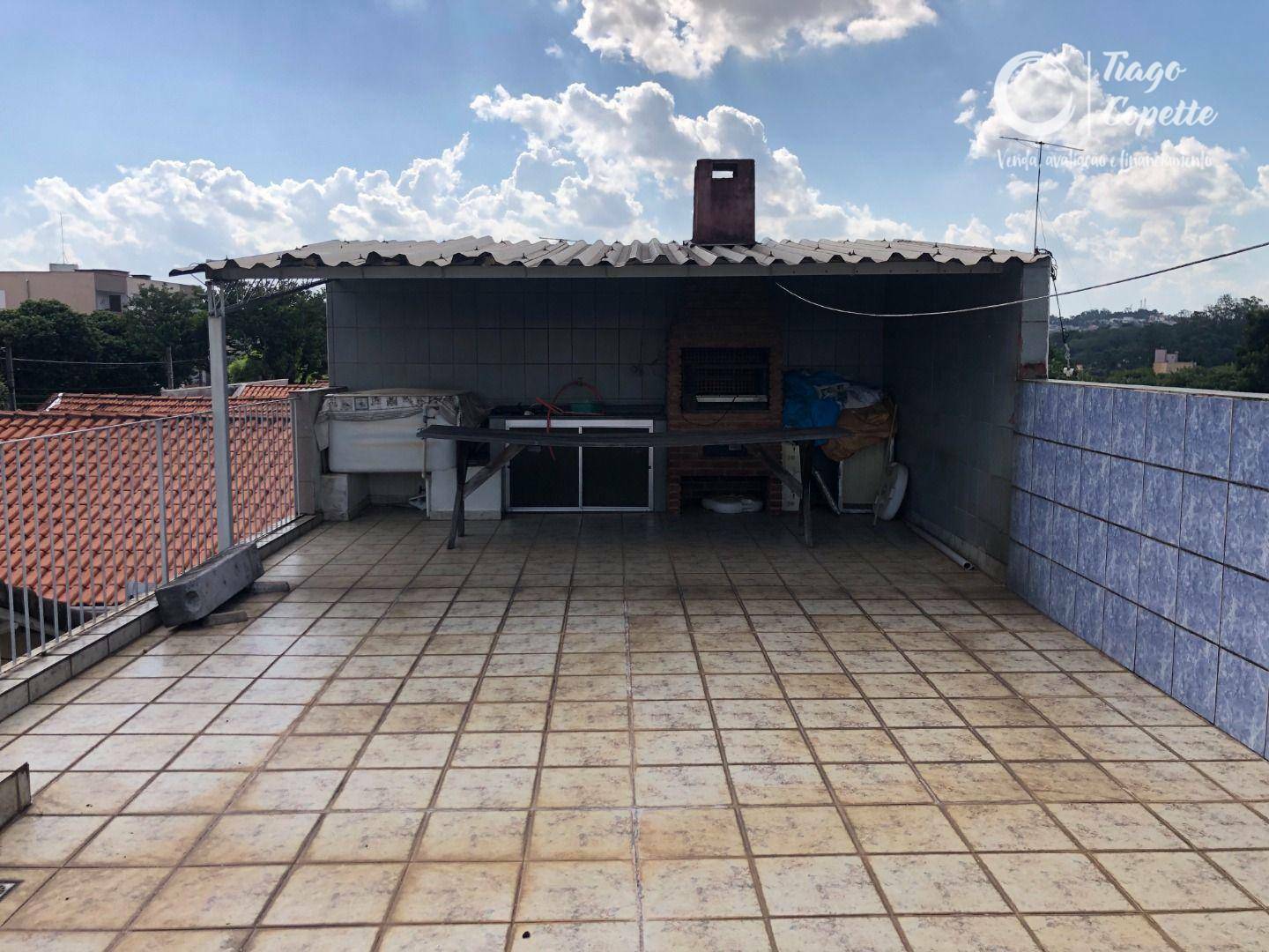 Casa à venda com 4 quartos, 242m² - Foto 42