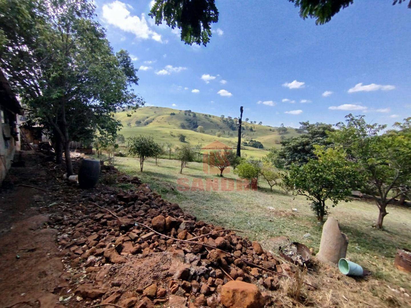 Sítio à venda com 3 quartos, 660m² - Foto 28