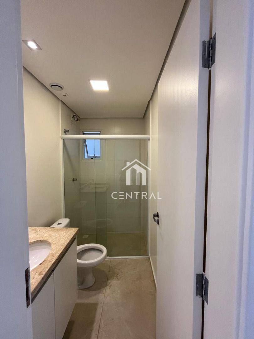 Apartamento para alugar com 3 quartos, 83m² - Foto 19