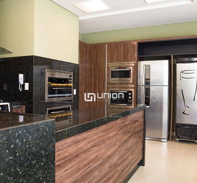Apartamento à venda com 3 quartos, 134m² - Foto 19