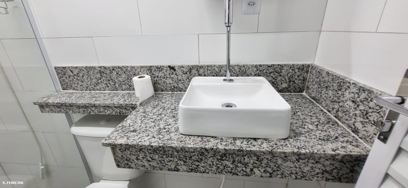 Apartamento para alugar com 1 quarto, 35m² - Foto 12