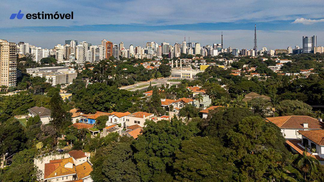 Casa à venda com 3 quartos, 320m² - Foto 10