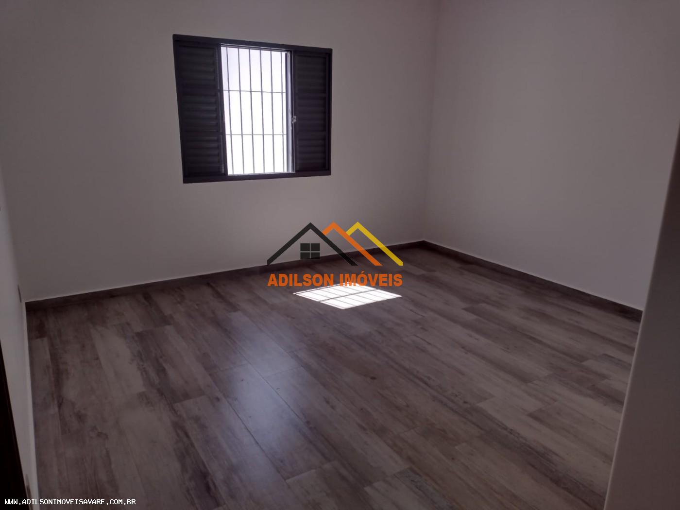 Casa para alugar com 5 quartos, 300m² - Foto 10