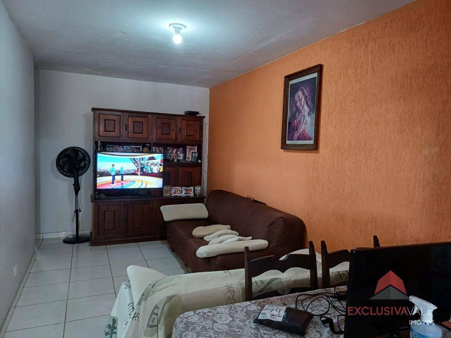 Casa à venda com 3 quartos, 60m² - Foto 4
