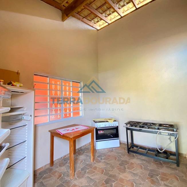 Chácara à venda com 2 quartos, 45m² - Foto 11