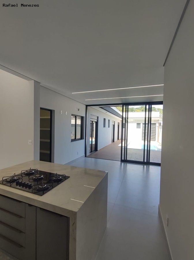 Casa de Condomínio à venda com 3 quartos, 196m² - Foto 5