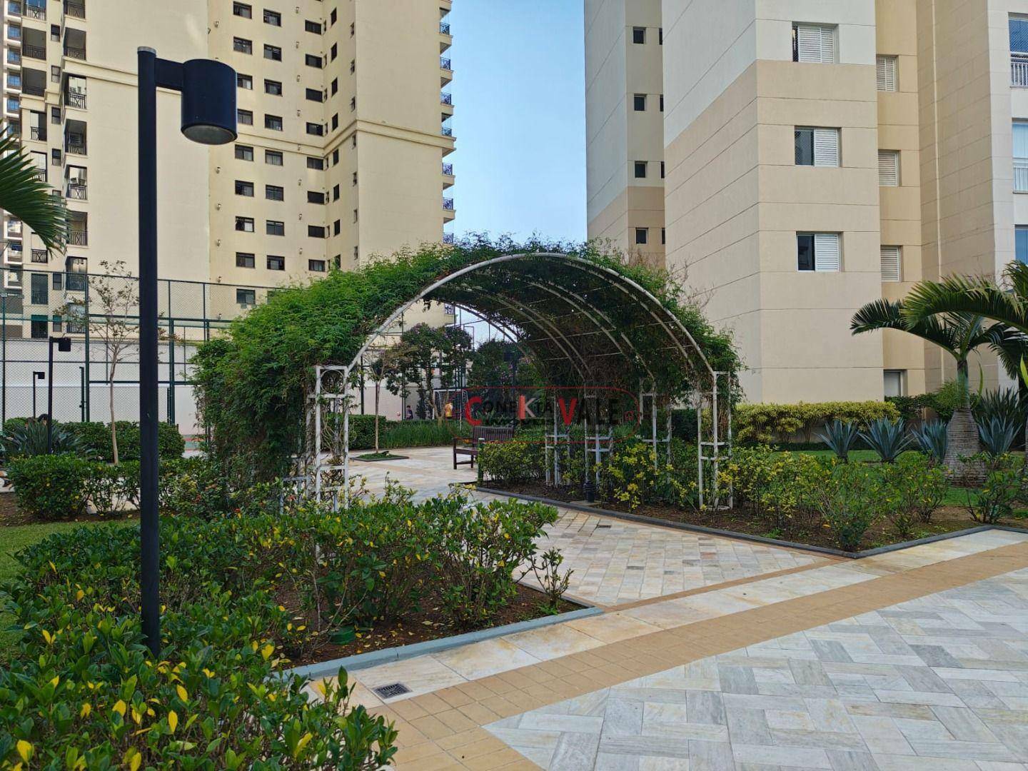 Apartamento para alugar com 2 quartos, 124m² - Foto 2